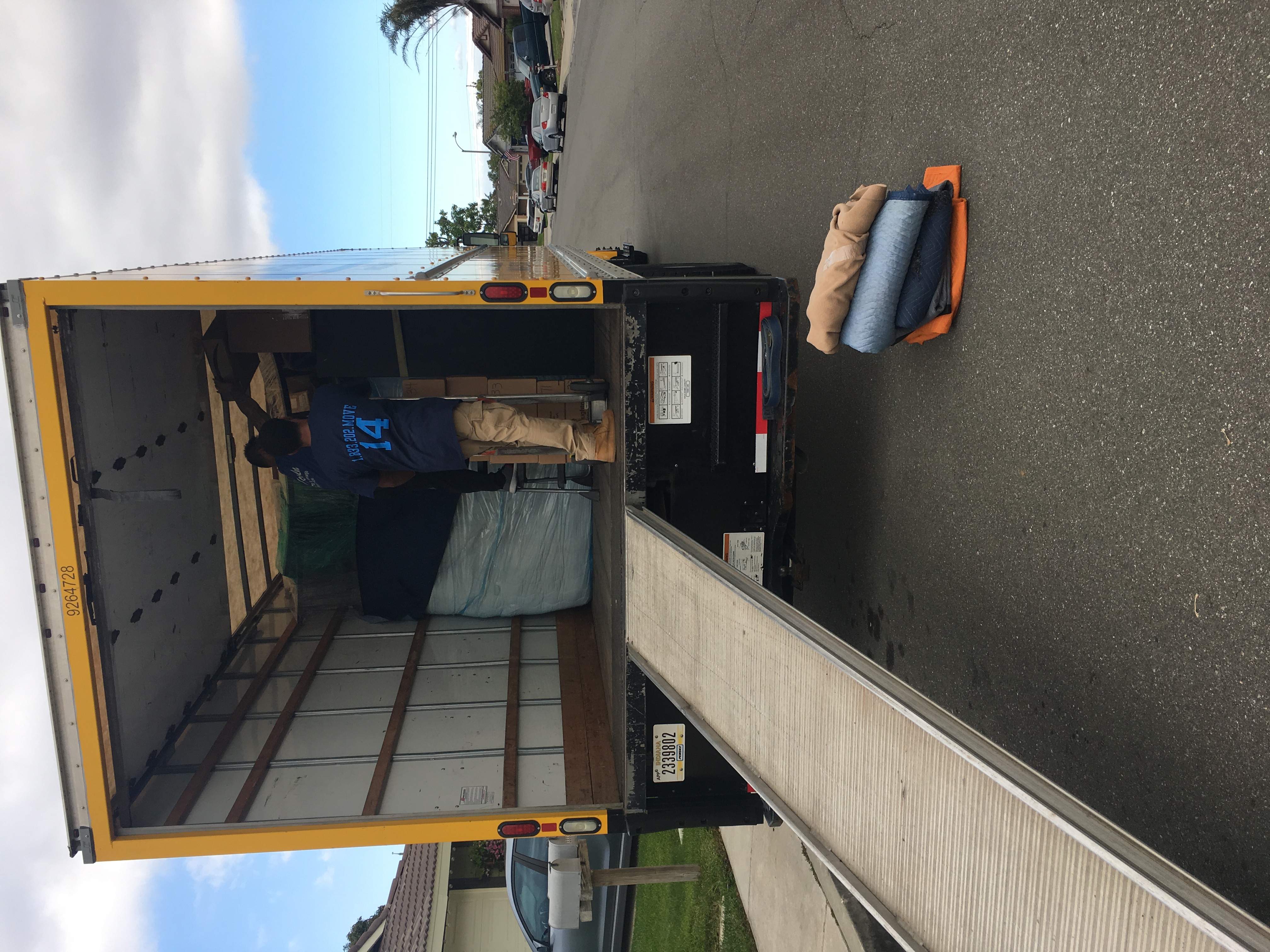 Reliable One Piece Moves in Bloomington, CA Safe and Secure One Piece Moves in Bloomington, CA